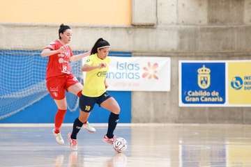 El Teldeportivo gana al Almagro con un gol final de la argentina Anita (2-1)/TA.